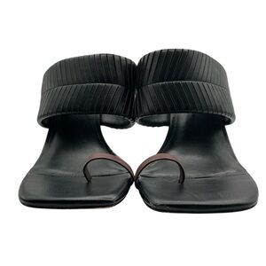 Deltan leather Elegant Black Women's Shoes‎ size 9.5 M